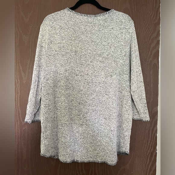 Pink Clover Top - Picture 2 of 2